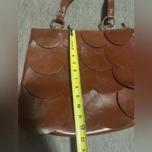 Gucci fish scale brown leather purse - Picture 8 of 9